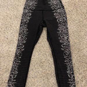 Lululemon size 8 nulu full length tights
